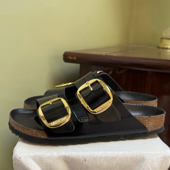Birkenstock Arizona Black Sandals with big Gold Buckles - Picture 5 of 9